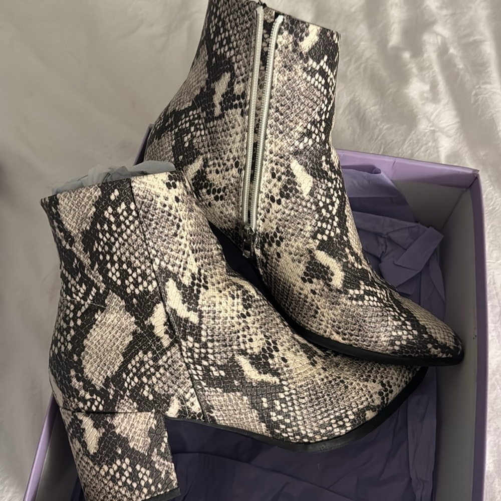 Madden Girl Snakeskin boots